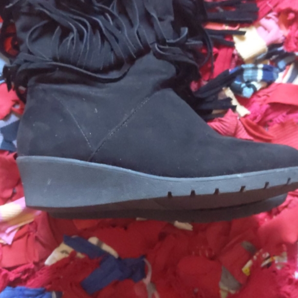 Kenneth Cole Reaction Boots - Picture 6 of 8